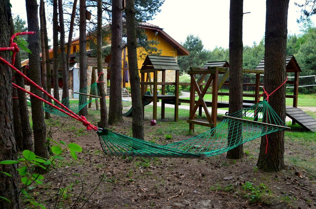 Lesny Zakatek Panzió Smardzewice Kültér fotó