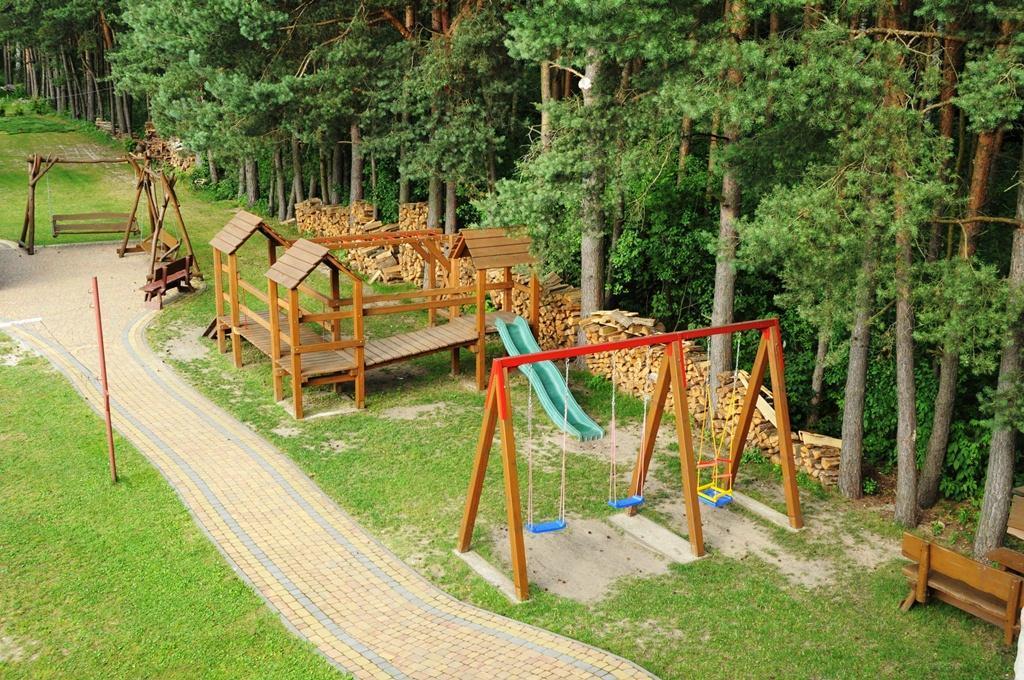 Lesny Zakatek Panzió Smardzewice Kültér fotó