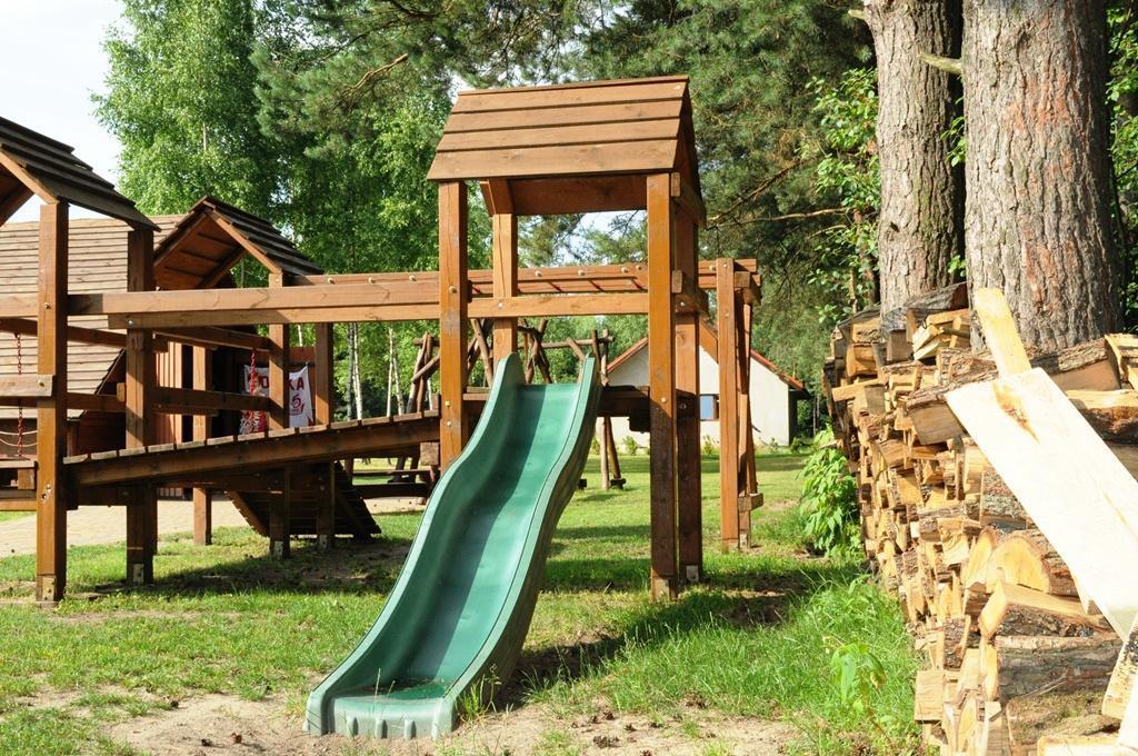 Lesny Zakatek Panzió Smardzewice Kültér fotó